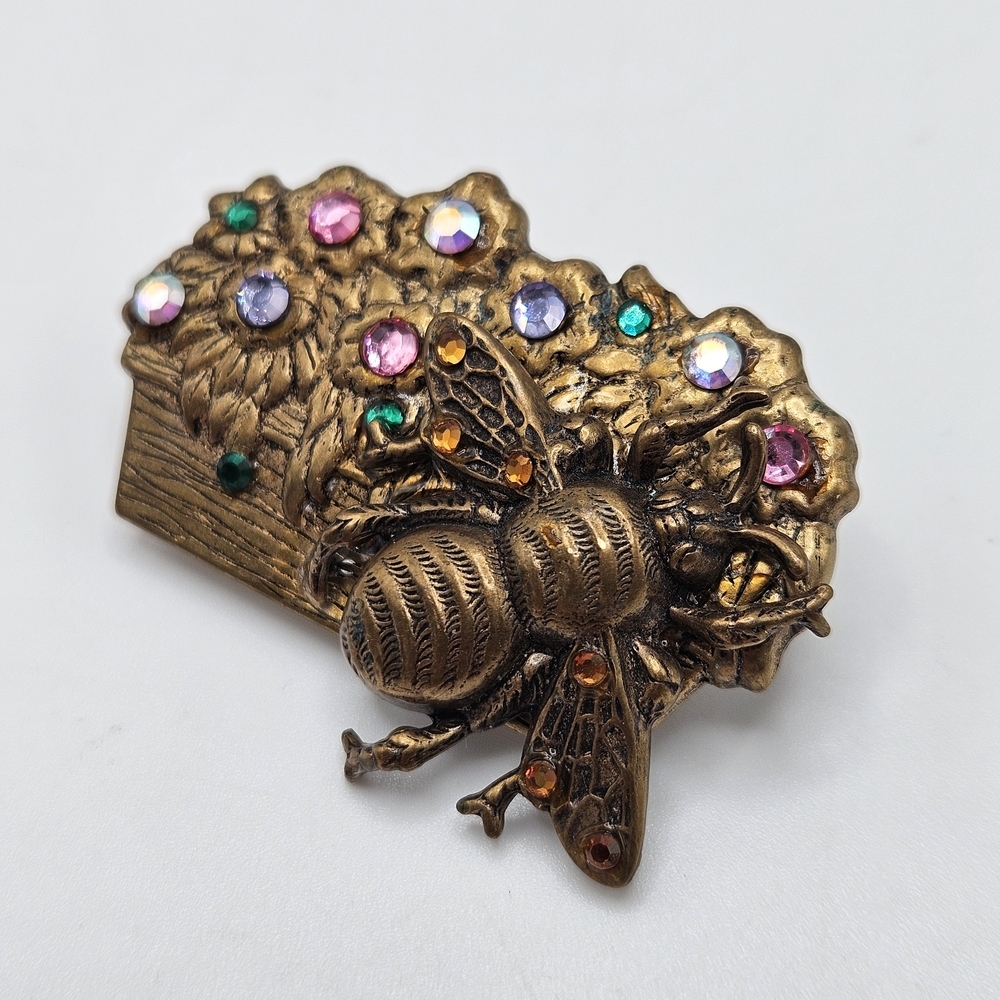 VINTAGE Bronze Tone Rhinestone Accent Bumblebee Bee Flower Box Brooch Pin - Picture 5 of 5